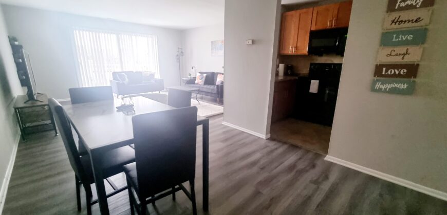 Large 1 Br Unit with walk in closet and new appliances