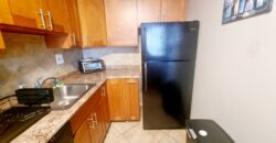 Large 1 Br Unit with walk in closet and new appliances