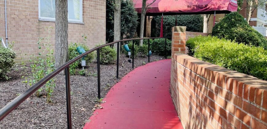 NEW – 2BR 2B, Clean, Specious, Great Location