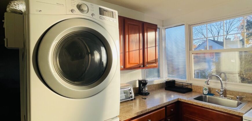 Stunning 3BR Apartment Available for Immediate Occupancy!